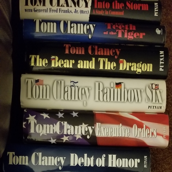 Tom Clancey Novels - Picture 3 of 6